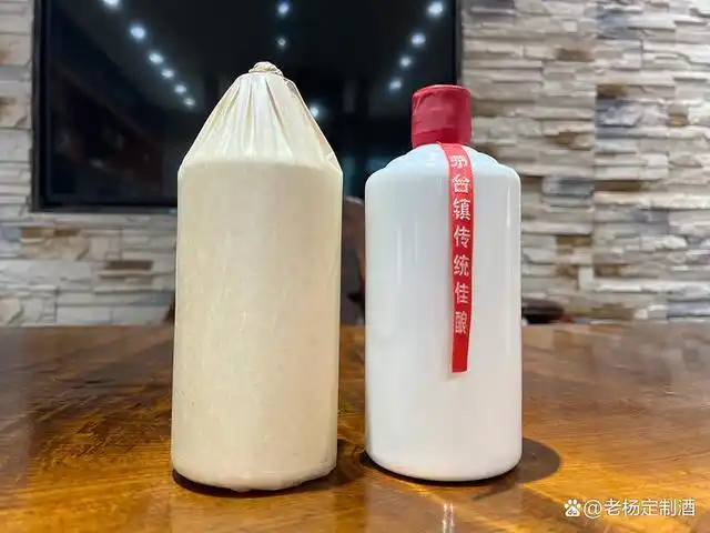 茅台镇光瓶酒多少钱一瓶?