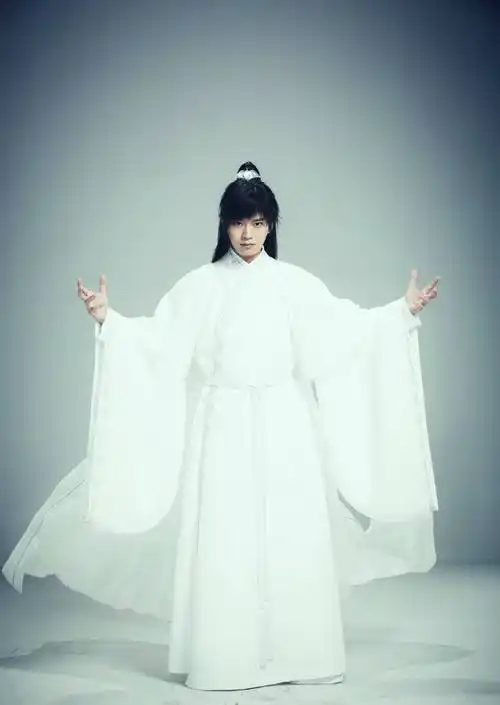 诛仙·青云志 任嘉伦 饰 六尾