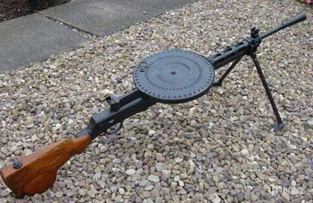 pubg大盘鸡枪械原型科普:前苏联dp-28轻机枪 - zonwe咱文