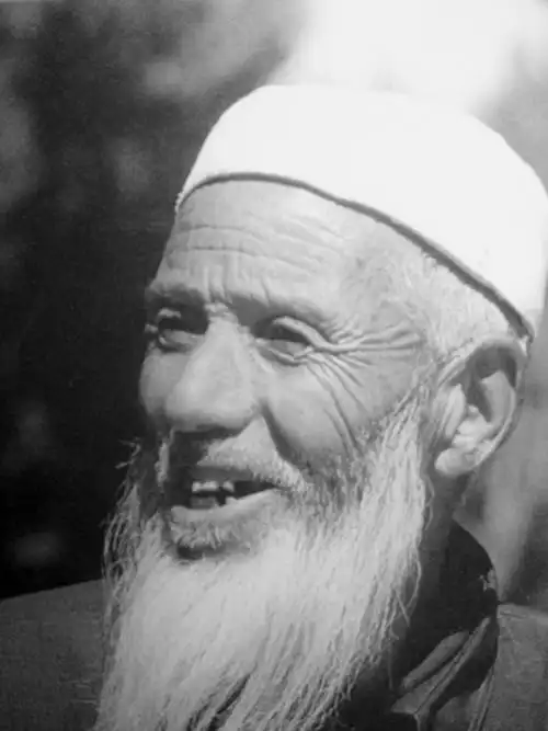 东乡族妇女的盖头名称