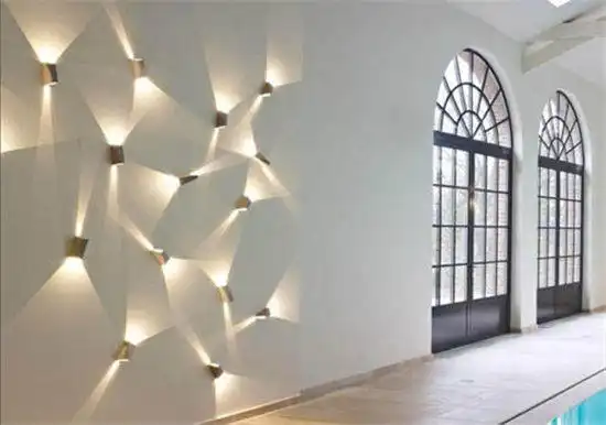 如果你在烦恼做一个特别的墙面,那么喵呜一定推荐你做这一个.