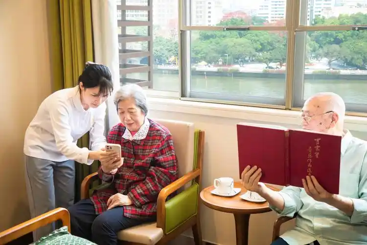 老人住养老院要注意什么? - 知乎