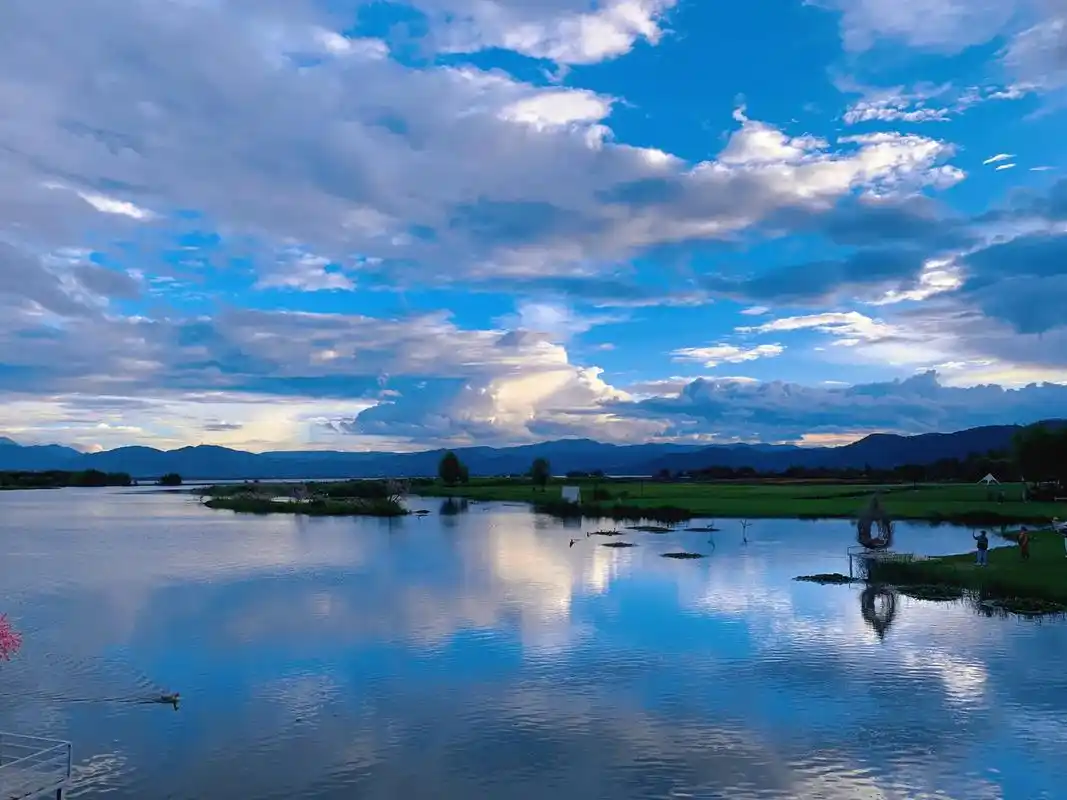 旅行 #手机摄影  人没有照片好看  但风景比照片更好看啦 - 抖音