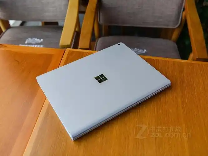 【高清图】微软(microsoft)surface book 2(i7/16gb/1tb/13寸)实拍图