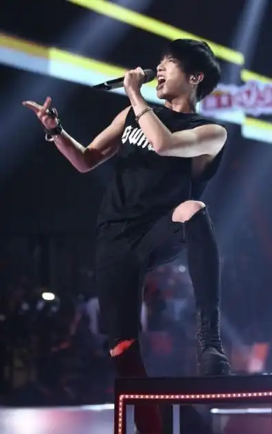 p data-id="go0hy4lqya">《齐天大圣》是由华晨宇演唱的歌曲.