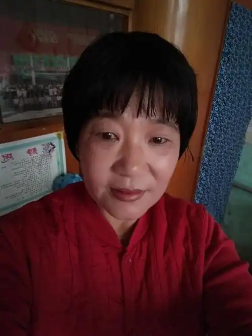 53岁丧偶女征婚照片(id:107858994)_河北石家庄征婚交友_珍爱网