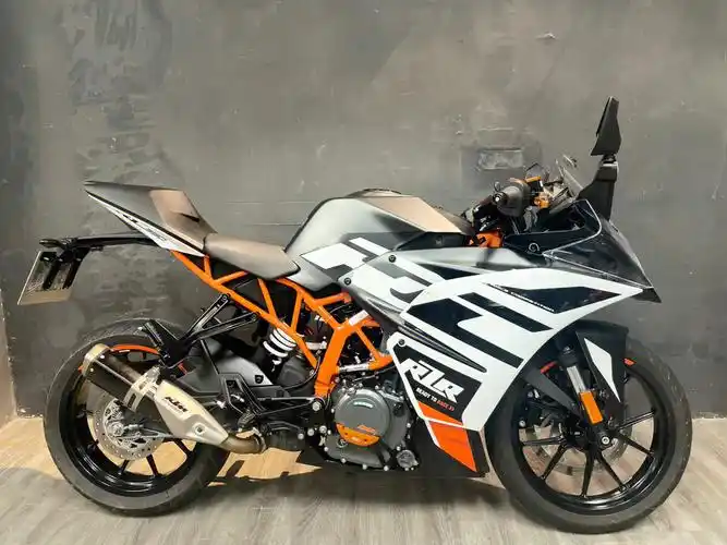 ktm rc390
