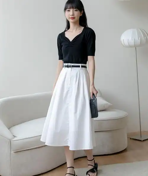 白色半身裙应该搭配什么上衣