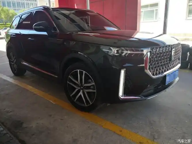 黑色奔腾t99经典车型马上要出新款t99了期待中