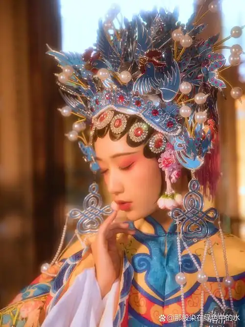 戏子入画,眼中有戏,心中有人78 | 戏服写真