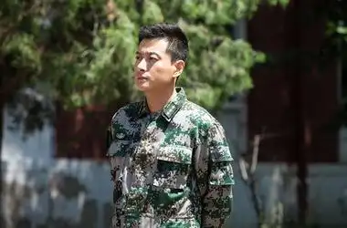 神犬奇兵剧情介绍 演员表 龙飞 龙飞的印象 添加印象 神犬奇兵龙飞是