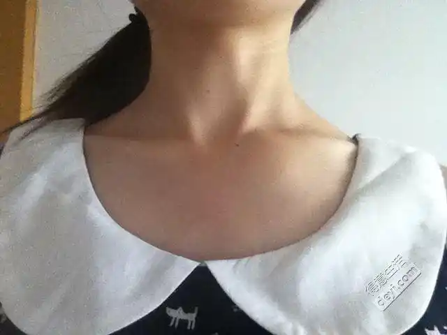 有没有人的锁骨像我这样的啊.jmm看看啊.