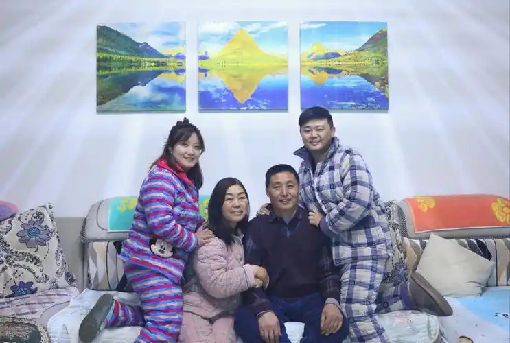 这就是我们真实的家庭. - 套头一把梭 - 图虫