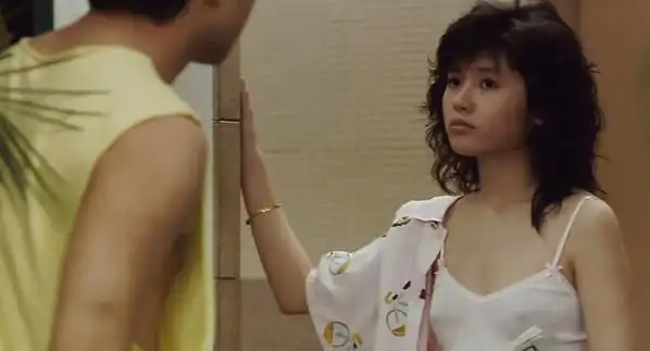 "艳星"影后李丽珍:三级片代表作火遍全国,三点全露她有多敢?