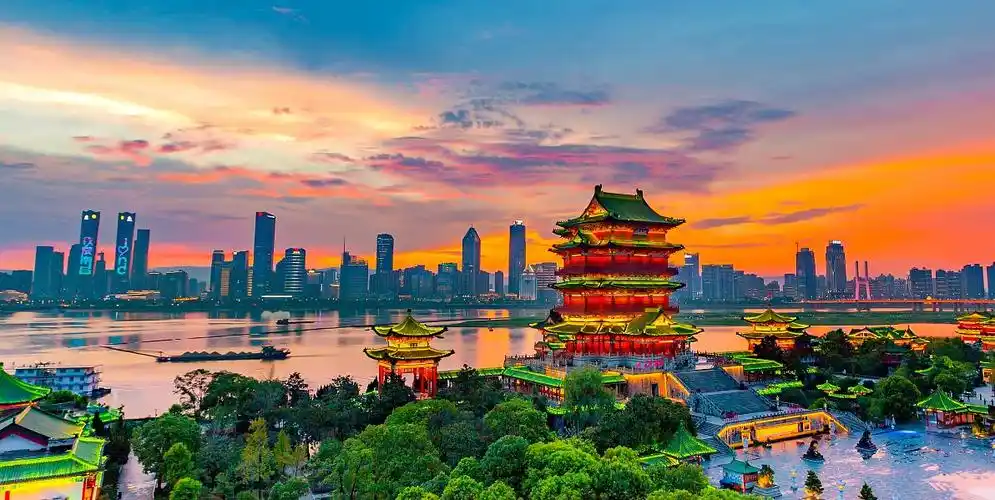 武汉黄鹤楼门票多少钱(关于武汉黄鹤楼旅游景点介绍)