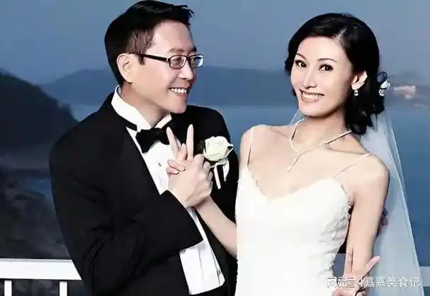 李嘉欣许晋亨庆祝结婚十五周年我们依然恩爱甜蜜