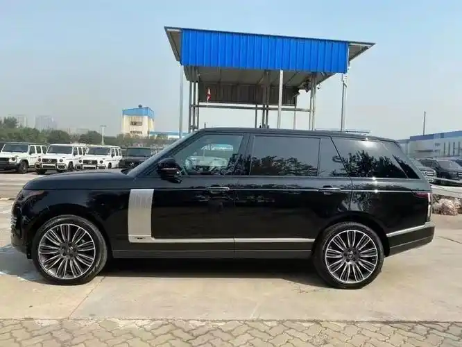 20款路虎揽胜5.0创世加长港口售价行情200万