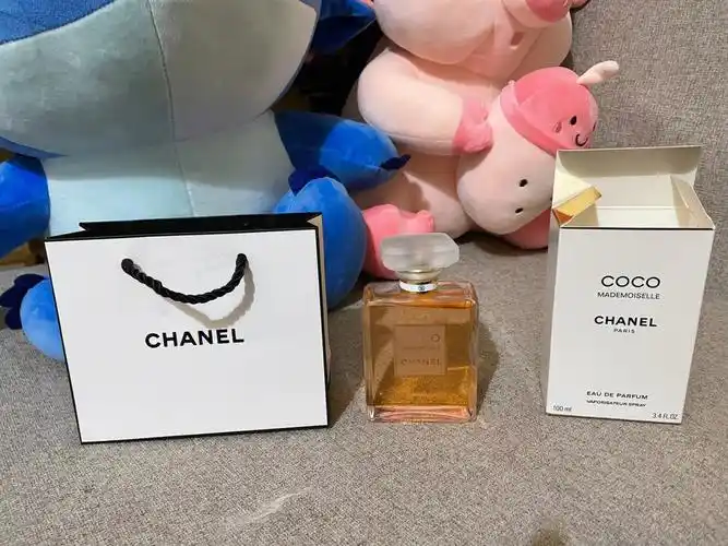 正品香水 因个人原因不想要了出售 全新无任何开封破损 私人物品交易