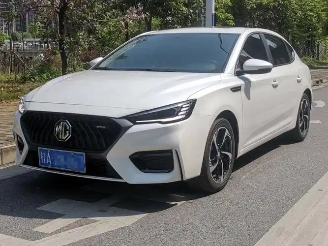 名爵 名爵6  2020款 1.5t 自动领潮风尚版图片