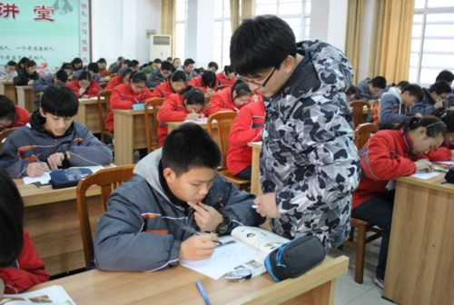 扬州梅苑双语开展复习课教学研讨活动