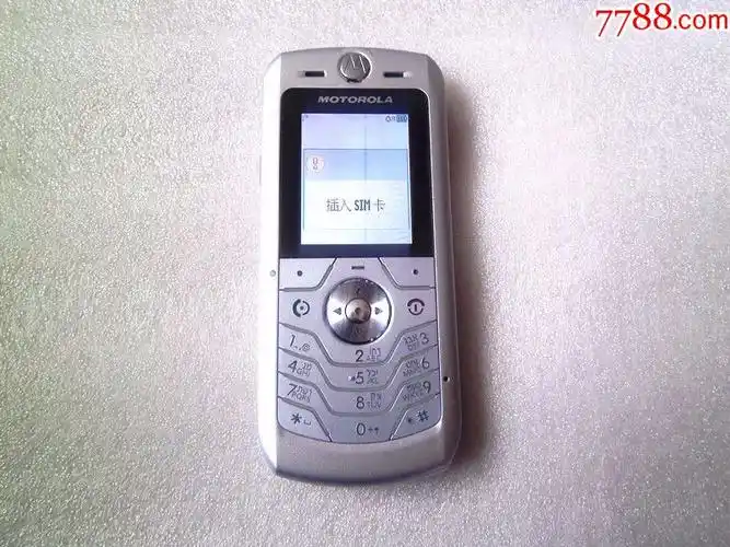 早期二手摩托罗拉l6金属直板手机,使用正常,只保可使用,免争议真假自