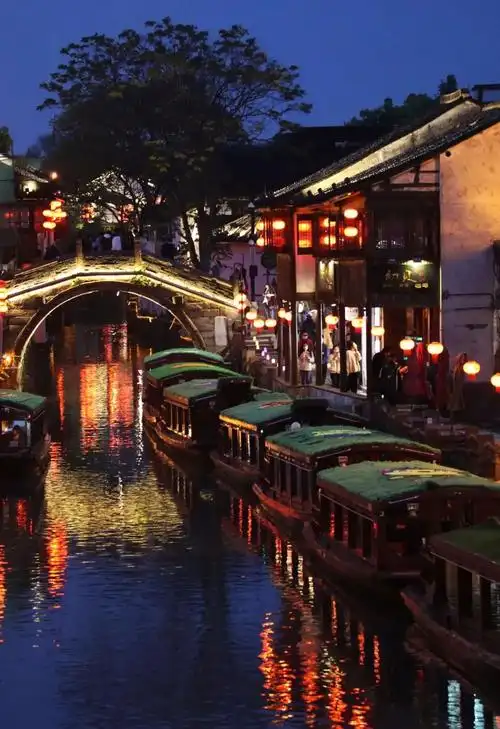 烟火气与文化味并举,江苏灯火照亮新"夜"态