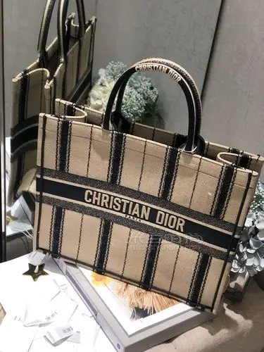 【迪奥托特包】dior book tote女士手提包 杏色条纹购物袋 百搭女包