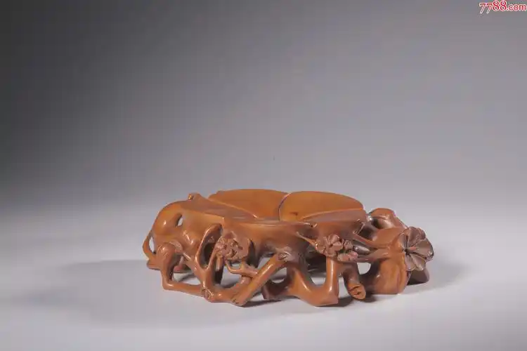 黄杨木仿生根雕梅花纹底座asy14f