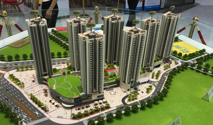 6米多高冷却塔矗立丰盛懿园安居房业主奋斗几十年只为吸一口废气