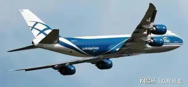 近日,一架被扣留在俄罗斯两年多的波音747-8货机成功回到了上海|空桥