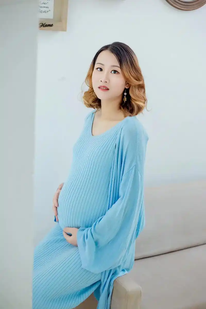 孕妇照.当然要拍照记录啊,我又不是一辈子都大肚子,每天都很珍 - 抖音