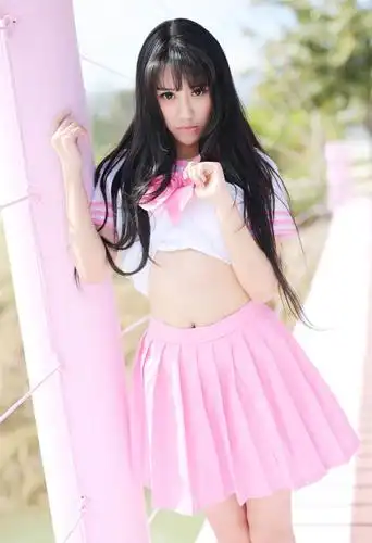 总裁美女杨晓青儿学生装写真照下载