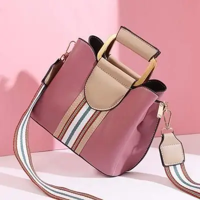 夏季女生单肩包休闲图片