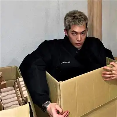 个性潮酷的酷拽潮流男头图片 很酷很时尚的个性男生微信头像