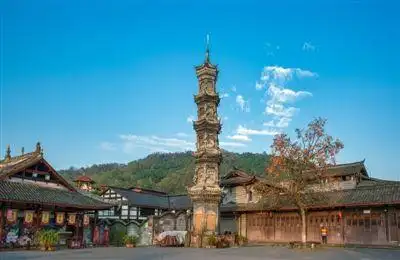 崇州街子古镇:以"街"为名,至今保留着一只"石鼓"