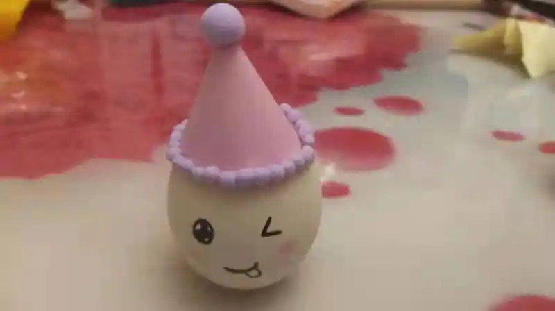 同学们的作品,你喜欢哪一个呢?(不倒翁)