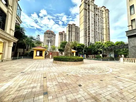 南宁青秀长湖路凤景湾凤景湾 2室2厅1卫 电梯房 89平 南北通透 户型