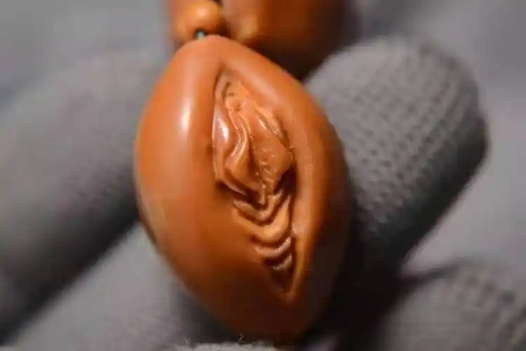 精雕橄榄核生命之源写实版手串橄榄核手链名家核雕工艺品文玩批发