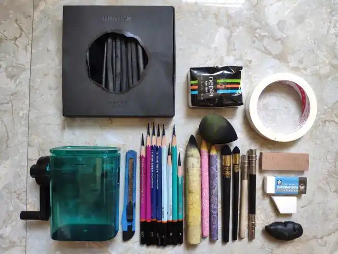 素描工具介绍(美术生值得了解的工具大全)