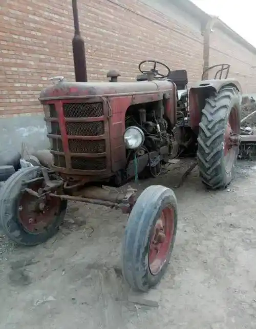 盘点爷爷辈的12款拖拉机,认识一种你就暴露年龄了,你见过几个?