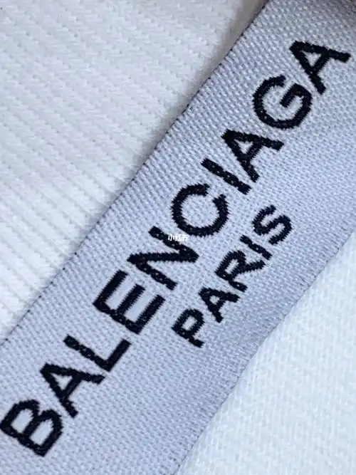 21ss 巴黎世家_t恤_潮流_纯棉_好物推荐_巴黎世家怎么样_邮票_百搭_好