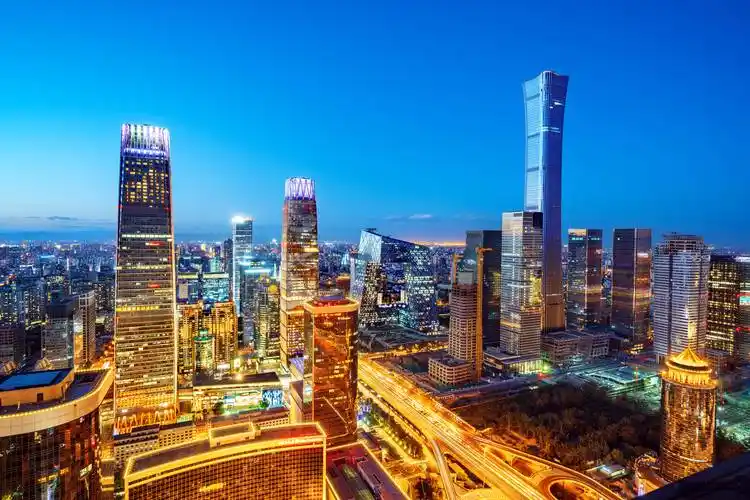 北京抗疫目前北京存在两条独立传播链新增1高风险地区和6中风险地区