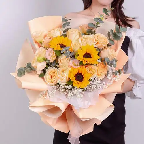 向日葵香槟玫瑰混搭花束送女友老婆老公朋友爸爸领导老师长辈生日祝福