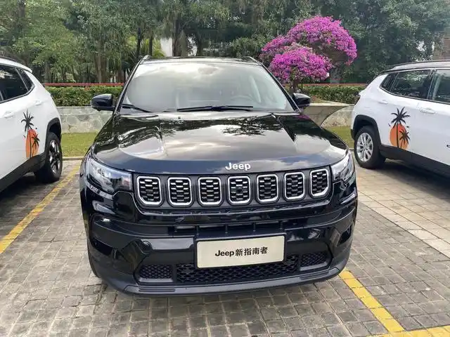 试驾21款jeep指南者,外观内饰有提升,但动力仍被诟病,中规中矩