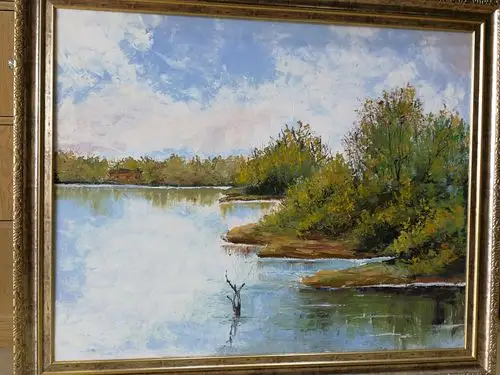 这湖水就住在我家门前