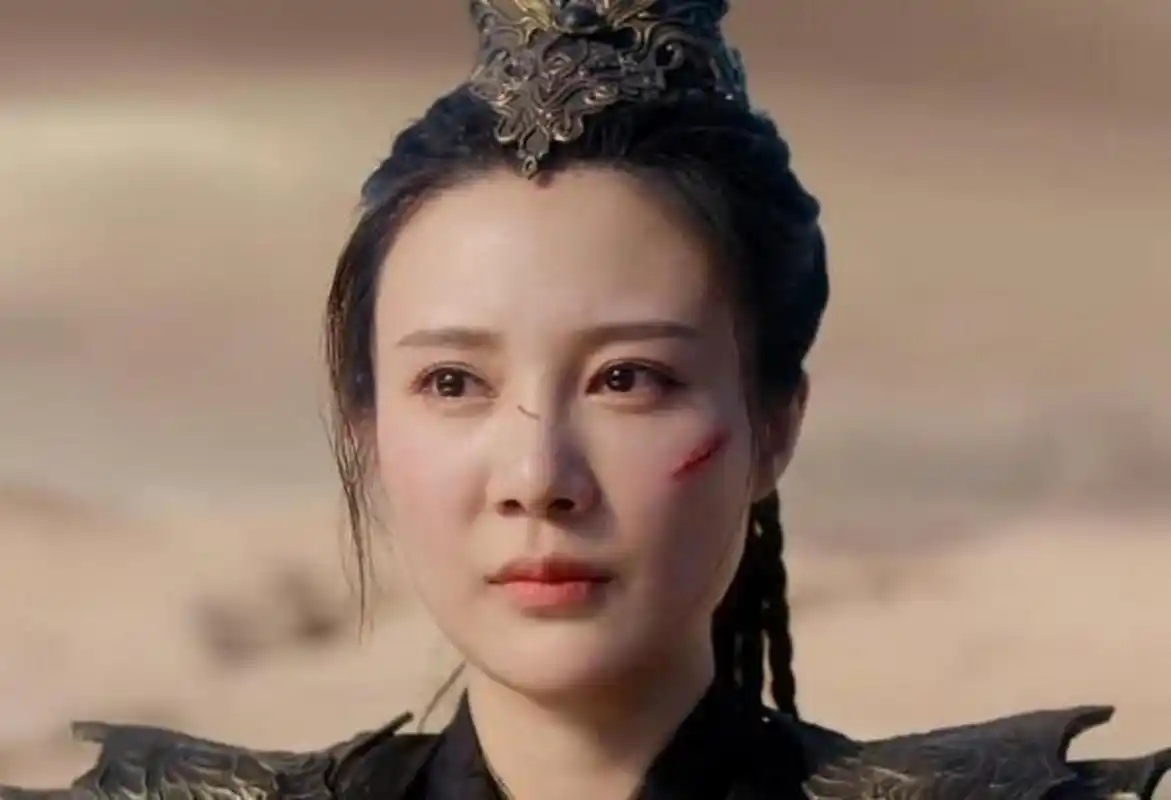 曾经的古装女神,如今在《沉陷如屑》里打酱油,邬靖靖资源太虐了