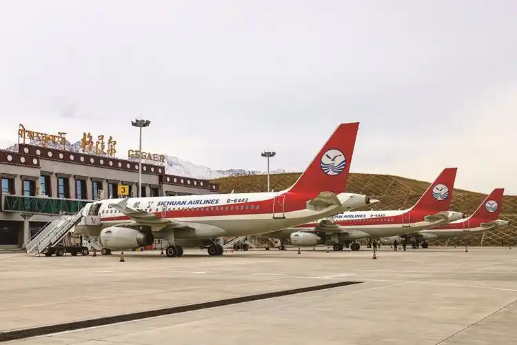 甘孜格萨尔机场投运四周年 运送旅客超22万人次_新浪财经_新浪网