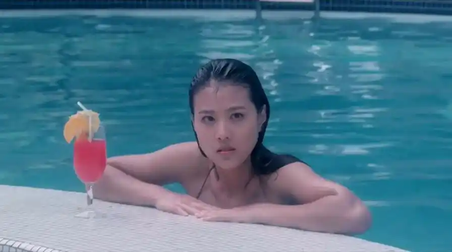 周海媚《触目惊心》剧照