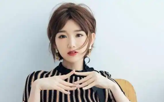 原创毛晓彤终爆出新恋情与小鲜肉同回公寓曾因陈翔劈腿江铠同分手