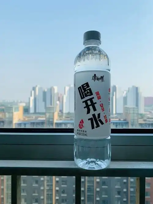 熟水产品实拍康师傅喝开水高清图纯属练手